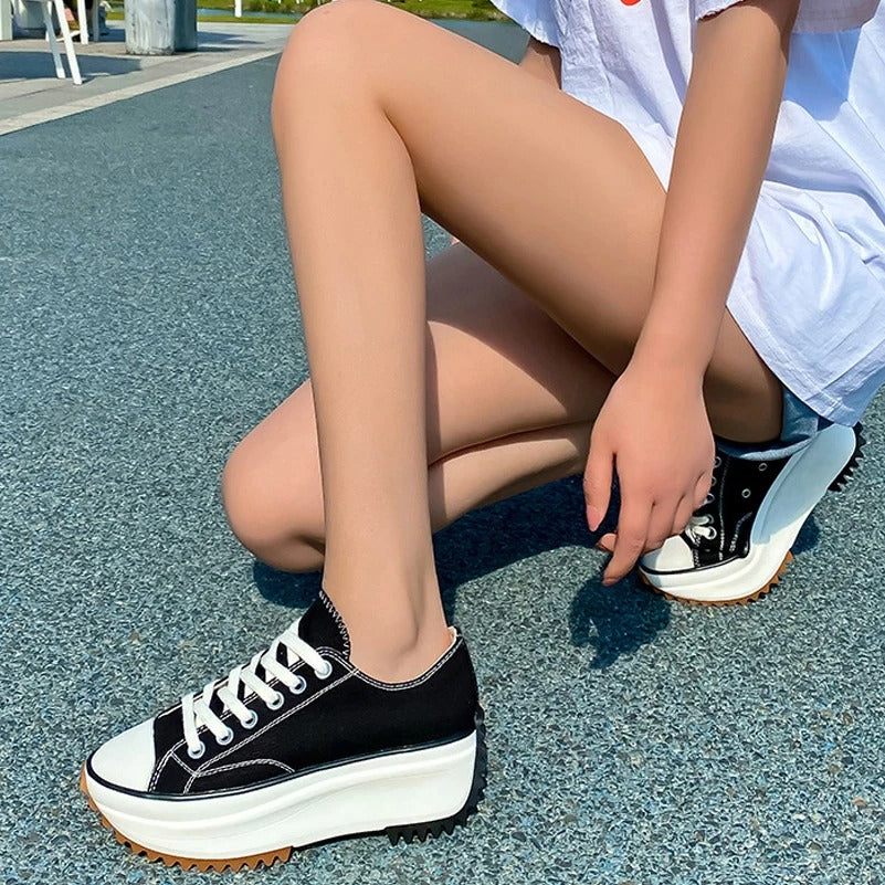 Canvas platform fashion sneakers