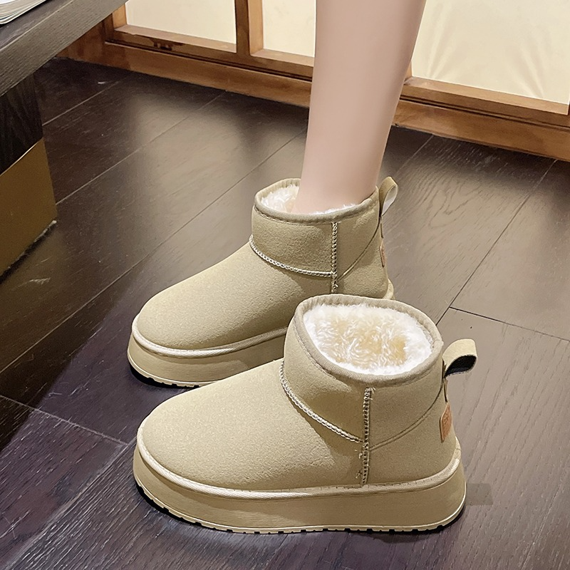 Warm Plush Ankle Boots with Thick Sole for comfortable Winter Adventures